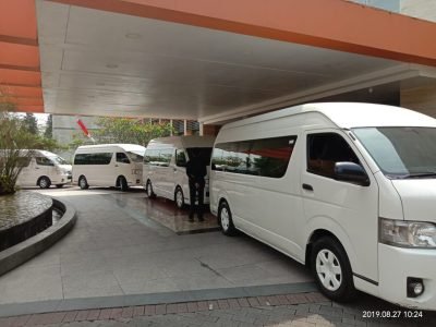 sewa hiace jakarta